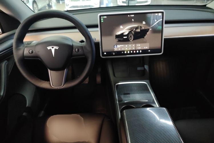 Used Tesla Model Y 2022 Rear-Wheel-Drive Version
