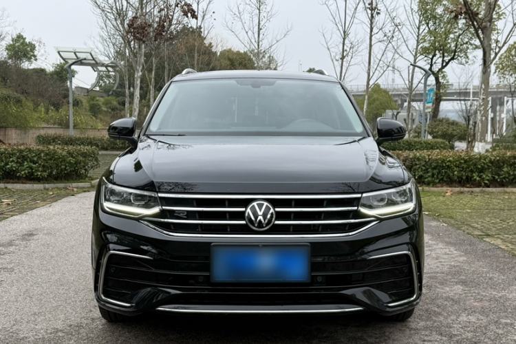 Used Volkswagen Tiguan L 2022 330TSI Automatic Two-Wheel Drive R-Line Enhanced Edition
