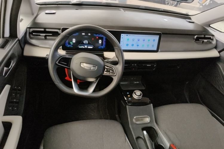 Used Geometry E Firefly 2024 301km Flowing Light