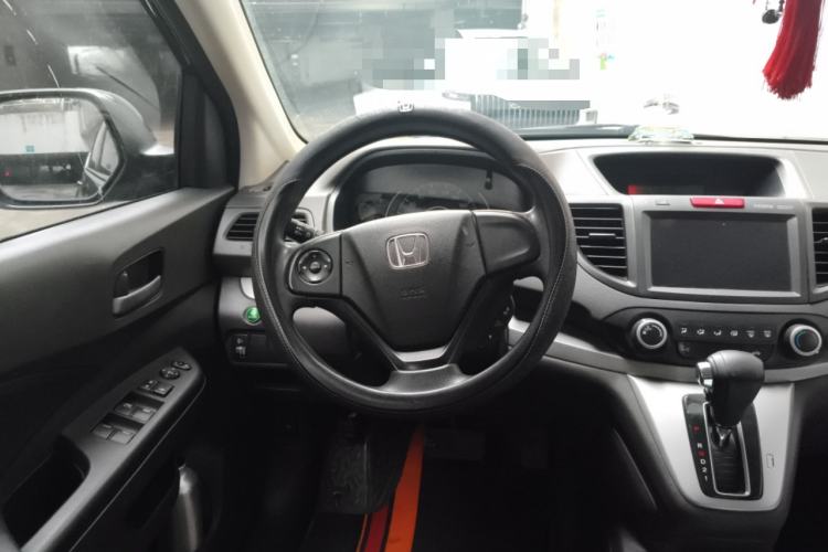 Used Honda CR-V 2012 2.0L two-wheel drive urban version