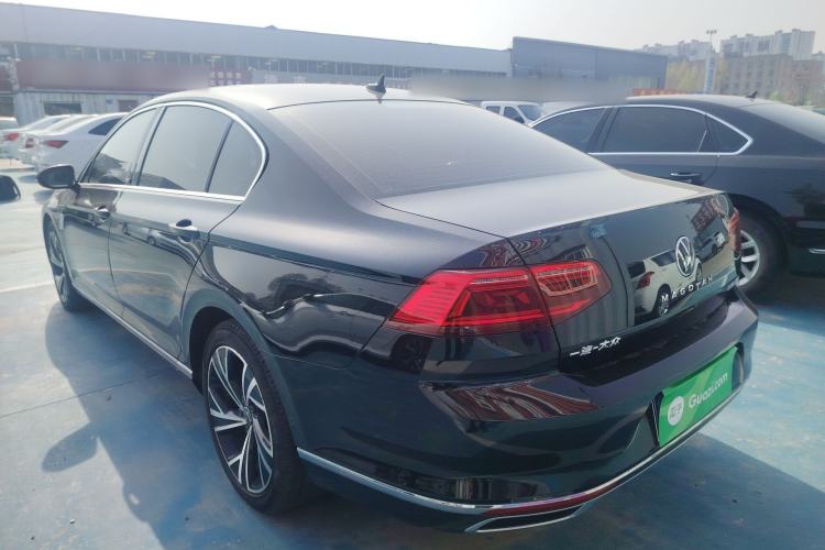 Used Volkswagen Magotan 2021 330TSI DSG 30th Anniversary Edition Rear Left 45 Deg