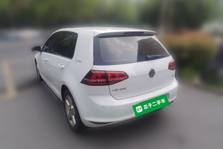 Used Volkswagen Golf 2017 1.6L Automatic Comfort Million-Vehicle Anniversary Edition Rear Left 45 Deg