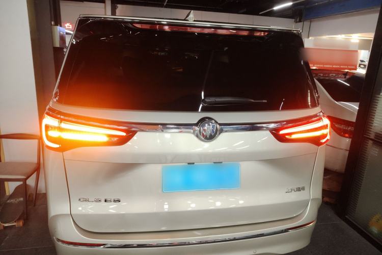 Used Buick GL8 2022 ES Landtrek 653T Flagship Model
