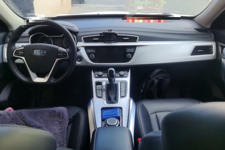Used Geely Auto Emgrand X7 Sport 2016 1.8TD Automatic ZhiShang Model Center Console