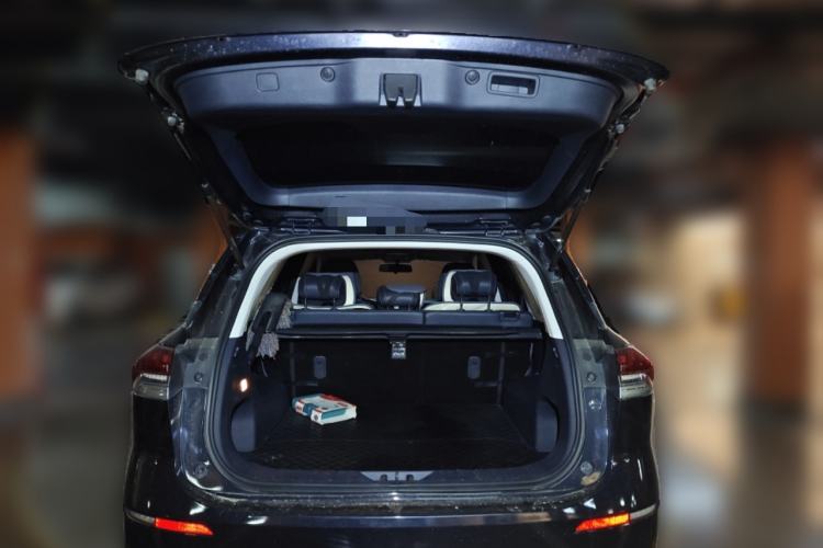 Used CHANGAN OSHAN X7 2020 1.5T Automatic Prestige Edition Trunk