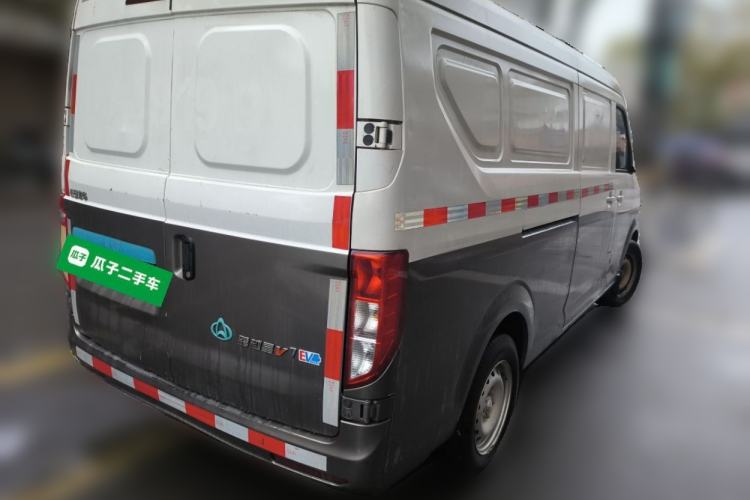 Used CHANGAN KUAYUE Xing V7 EV 2022 High-End Model with 240 km Rear Right 45 Deg