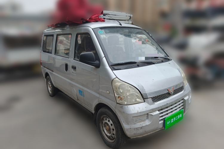 Used Wuling Rongguang 2011 1.2L Base Version
