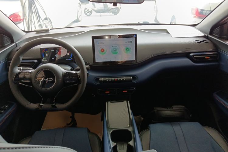 Used BYD Seagull 2025 305km Active Version Center Console