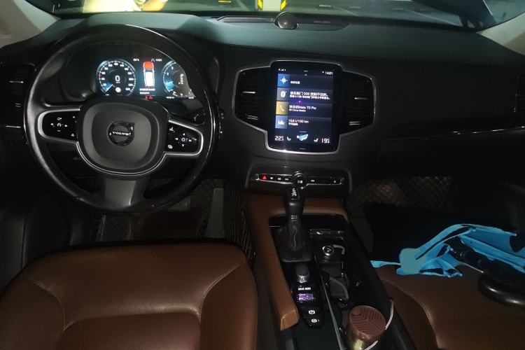 Used Volvo XC90 2018 T5 Zhiyi Edition 7-Seater
