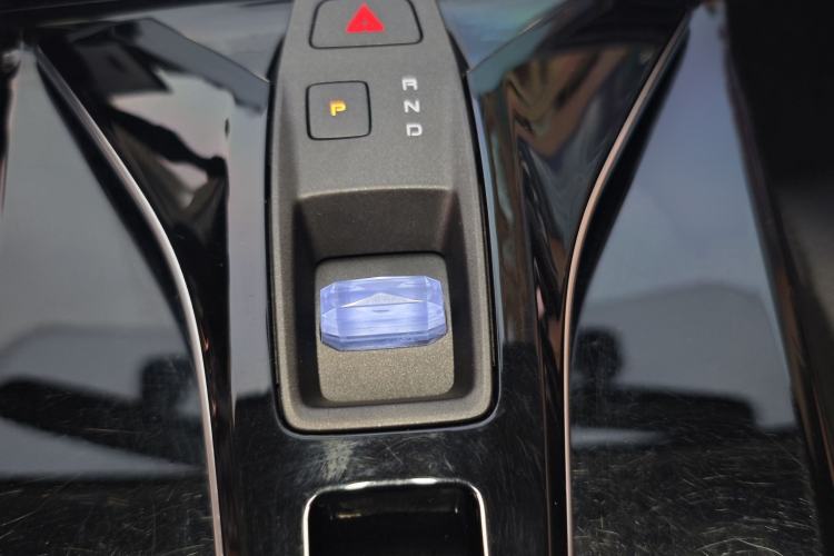 Used Dongfeng Aeolus Mage 2023 DH-i 1.5T Luxury Edition