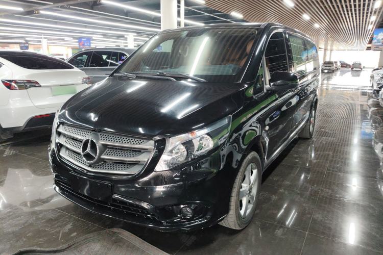 Used Mercedes-Benz Vito 2018 2.0T Elite Version 7 Seats China V Emission Standard