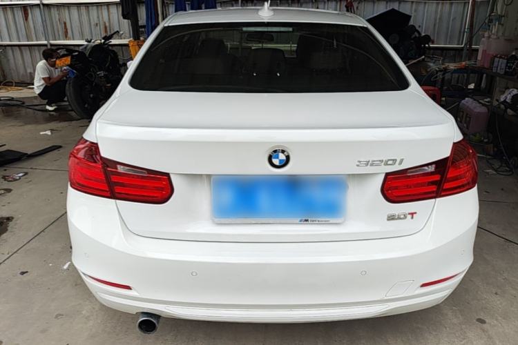 Used BMW 3 Series 2014 320i Sport Edition
