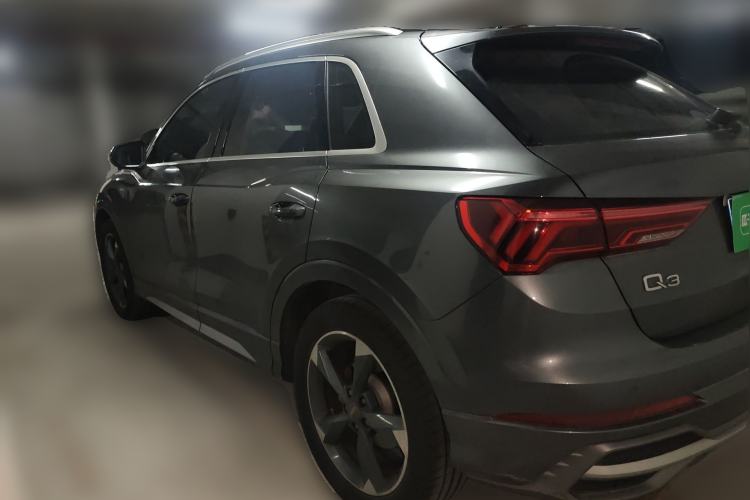Used Audi Q3 2019 40 TFSI Fashion Dynamic Model
