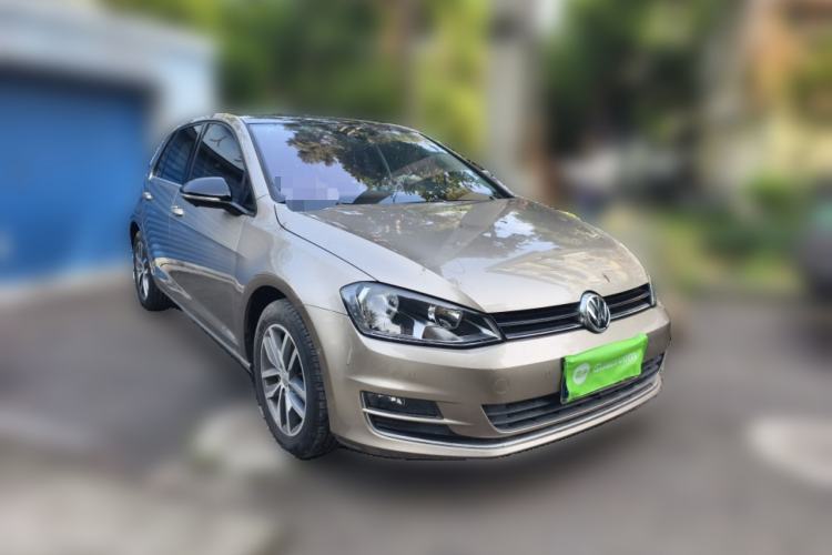 Used Volkswagen Golf 2017 230TSI Automatic Luxury Million-Vehicle Commemorative Edition Front Right 45 Deg