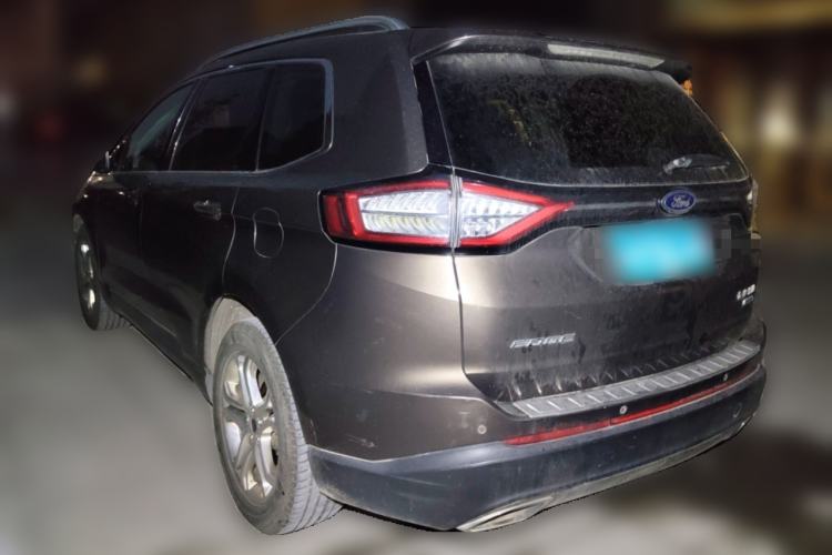 Used Ford Edge 2015 2.0T GTDi Two-Wheel-Drive High-Line Version