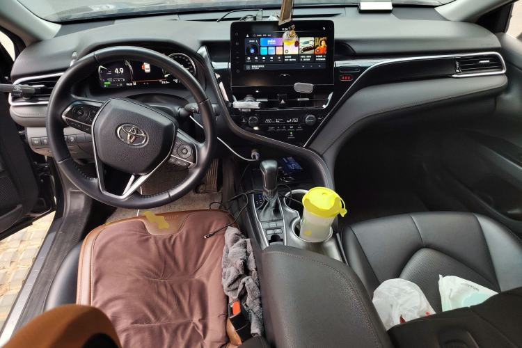 Used Toyota Camry 2023 Dual-Motor 2.5HG Luxury Edition
