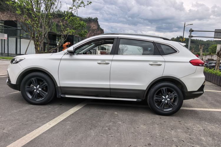 Used Leopaard CS10 2017 2.0T Automatic Urban Version Exterior 4