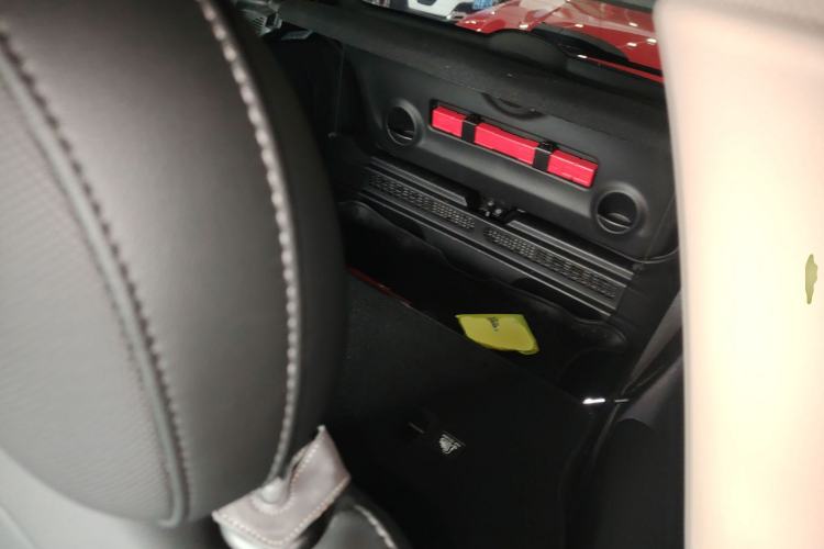 Used MINI 2022 Updated 1.5T COOPER Classic Edition Left Rear Seat