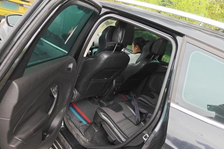 Used Ford Kuga 2013 1.6L GTDi Two-Wheel-Drive Trend Model Left Rear Seat