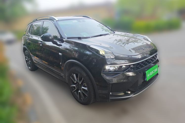 Used Lynk & Co 01 2021 2.0TD Two-Wheel-Drive Pro Trim Front Right 45 Deg