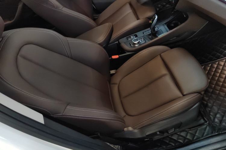 Used BMW X1 2020 sDrive25Li Leading Model
