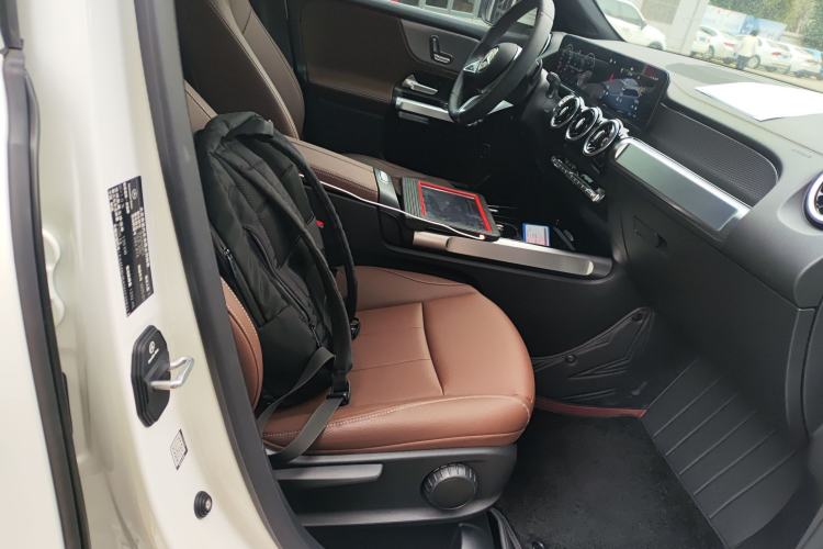 Used Mercedes-Benz GLB 2024-Year Restyled GLB 200 Dynamic Edition
