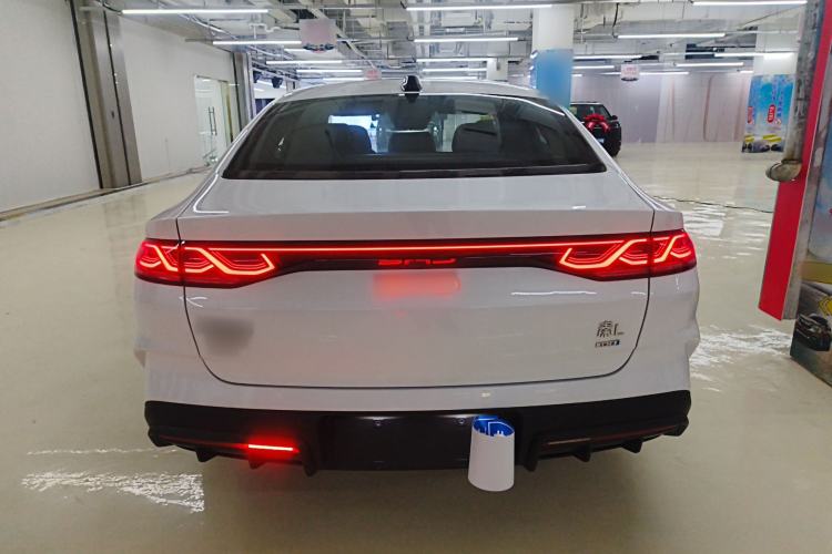 Used BYD Qin L 2025 DM-i Smart Drive 120KM Leading Model