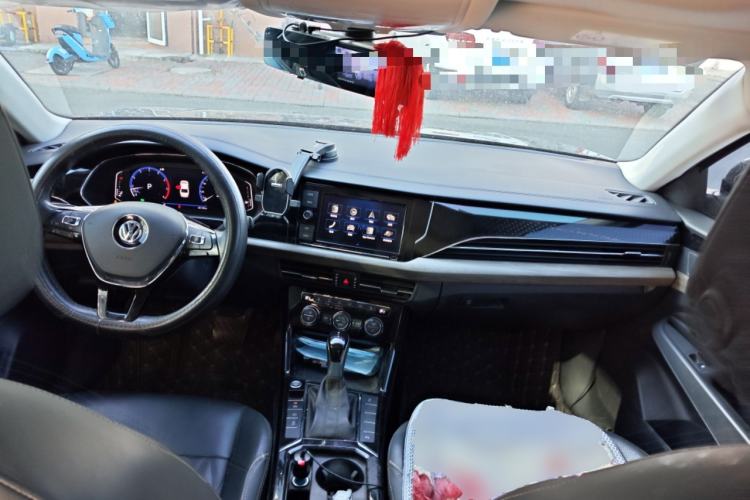 Used Volkswagen Passat 2019 330TSI Luxury Edition China VI Standard
