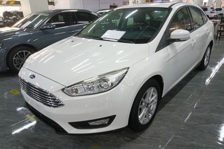 Used Ford Focus 2018 Sedan Classic 1.6L Automatic Trendy SmartDrive Edition