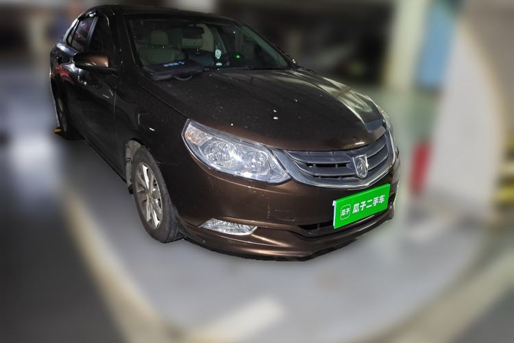 Used Baojun 630 2014 1.5L automatic comfort version
