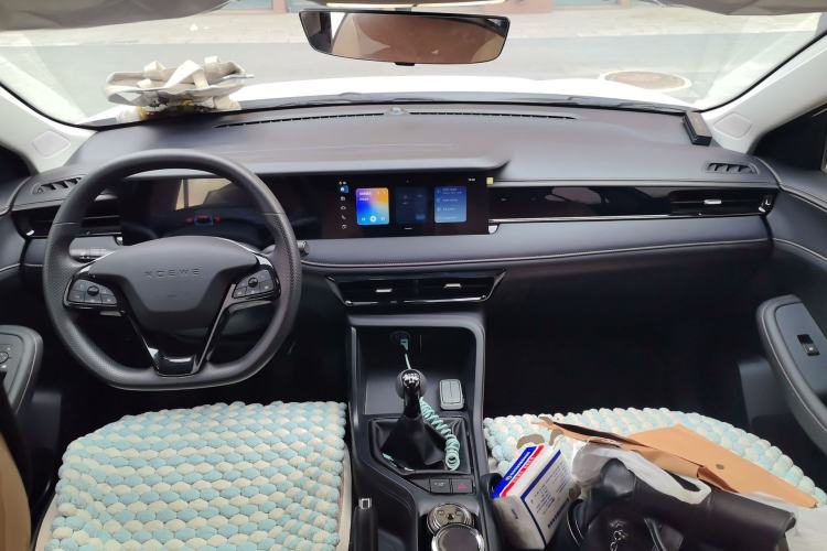 Used Roewe i5 2023 1.5L Manual Comfort Edition
