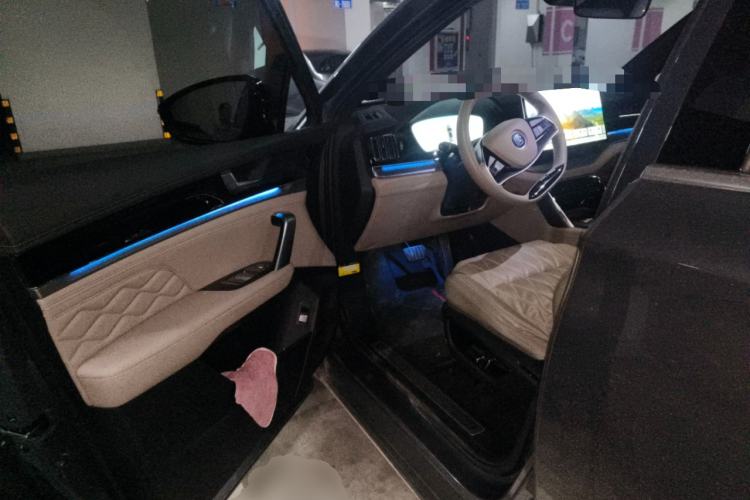 Used BYD Tang New Energy 2024 DM-i Glory Edition 112KM Prestige Model
