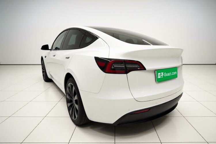 Used Tesla Model Y 2021 Long-Range All-Wheel-Drive Version