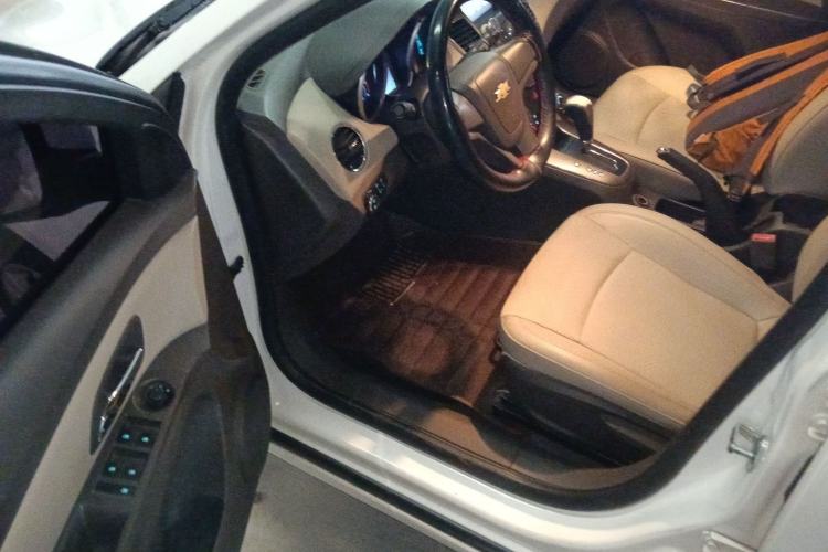 Used Chevrolet Cruze 2015 1.5L Classic SE AT
