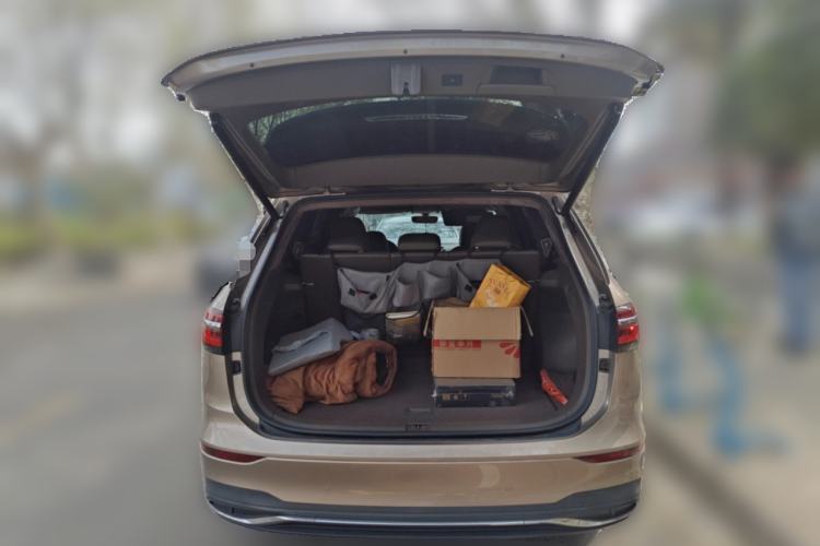 Used Volkswagen Viloran 2020 330TSI Luxury Edition Trunk