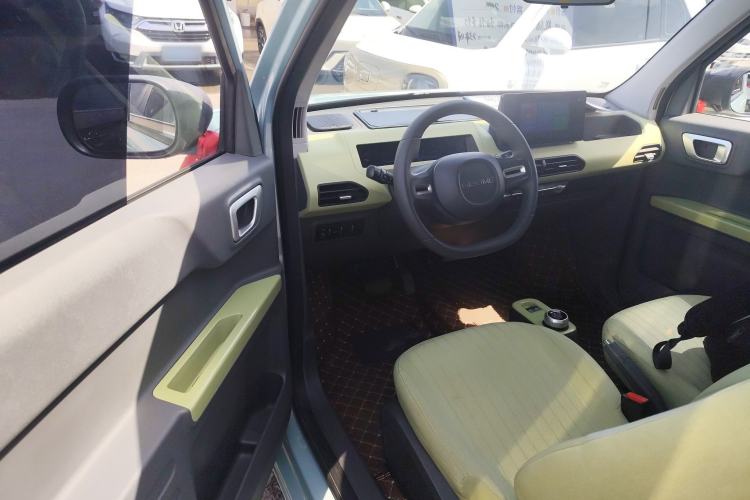 Used Geely Galaxy Panda 2023 Panda Mini 120km Super Cute Bear