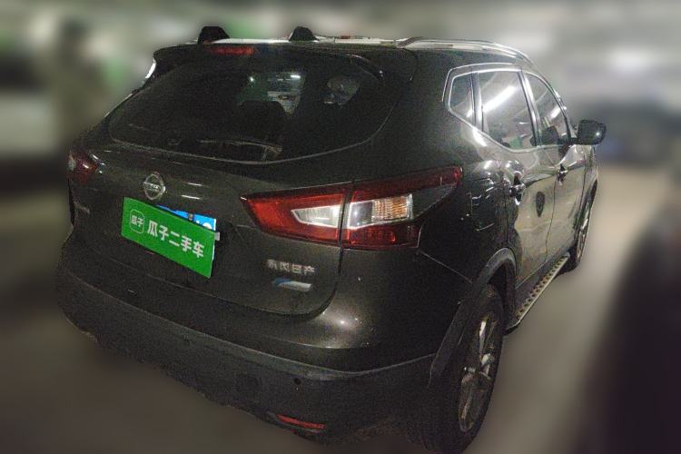 Used Nissan Qashqai 2016 2.0L CVT Elite Edition Rear Right 45 Deg