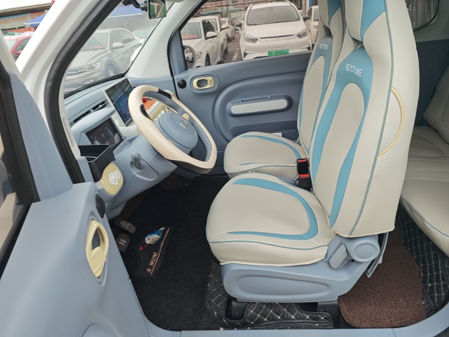 Interior delantero