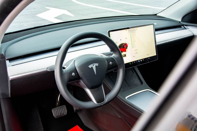 Used Tesla Model Y 2024 Rear-Wheel-Drive Version