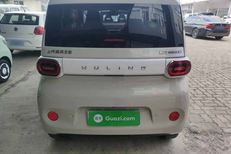 Used Wuling Hongguang MINIEV 2024 3rd Generation 215km Advanced Version
