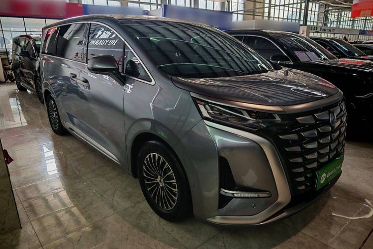 Used Denza D9 2022 DM-i 970 Four-Wheel Drive Flagship Model