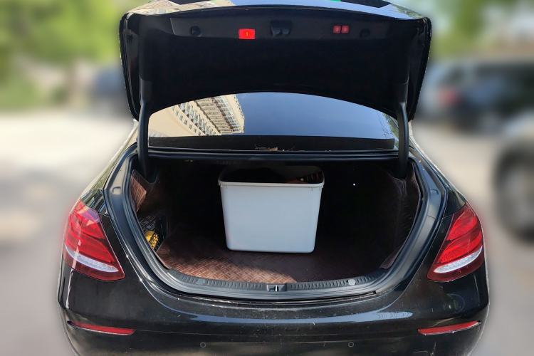 Used Mercedes-Benz E-Class 2018 Facelift E 300 L Luxury Edition Trunk