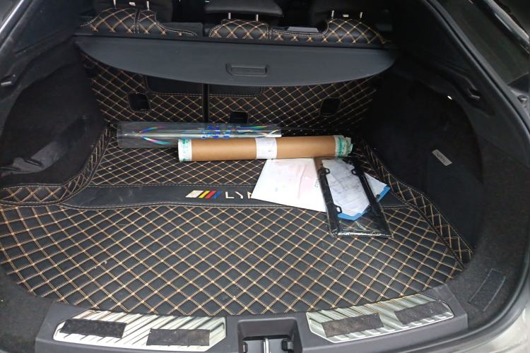 Used Lynk & Co 05 2020 2.0TD Four-Wheel Drive HypeHalo Trunk