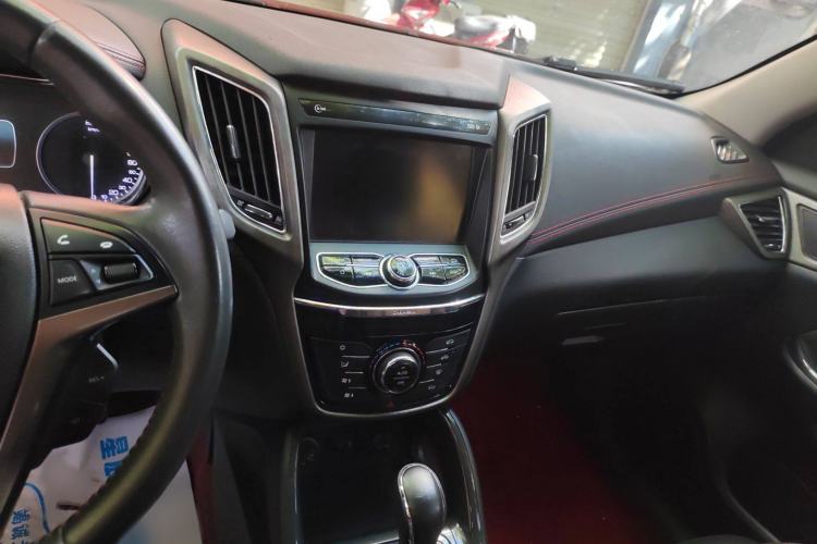 Used Changan CS75 2017 Shangkui Edition 1.5T Automatic Fengxiang Model