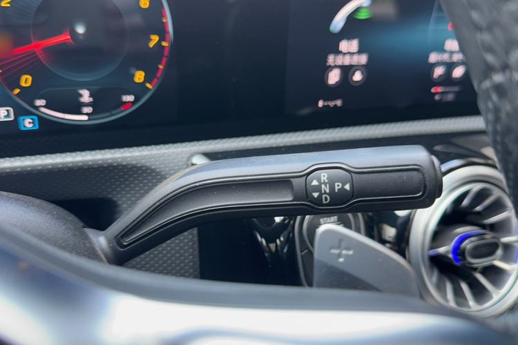 Used Mercedes-Benz A-Class 2021 A 200 L Sport Sedan Fashion Model
