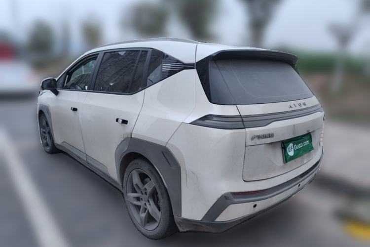 Used AION Y 2022 Plus 70 Tech Edition