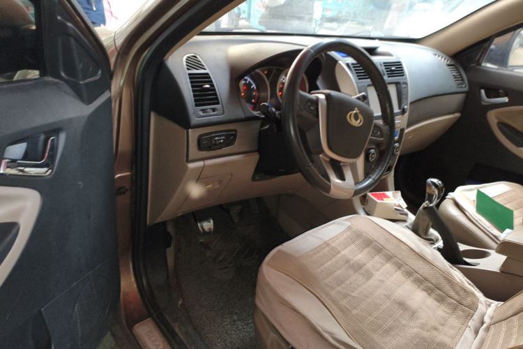 Used Geely Auto GX7 2012 1.8L Manual Elite Model Driver Seat