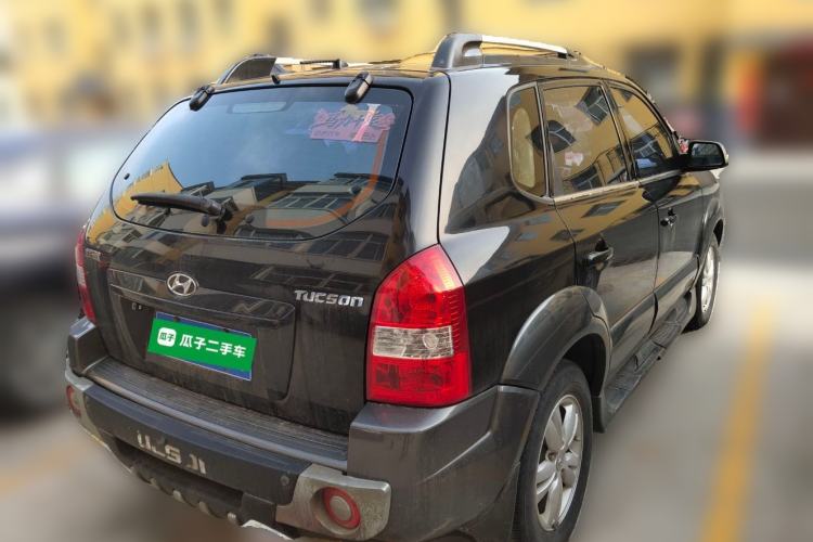 Used Hyundai Tucson 2009 2.0L Manual Two-Wheel Drive Fashion Edition