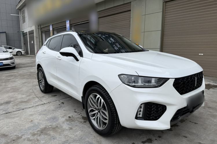 Used Wey VV5 2017 2.0T Ultra-Luxury Version
