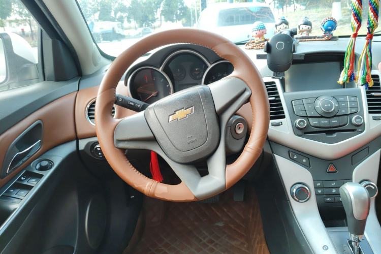 Used Chevrolet Cruze 2012 1.8L SE AT
